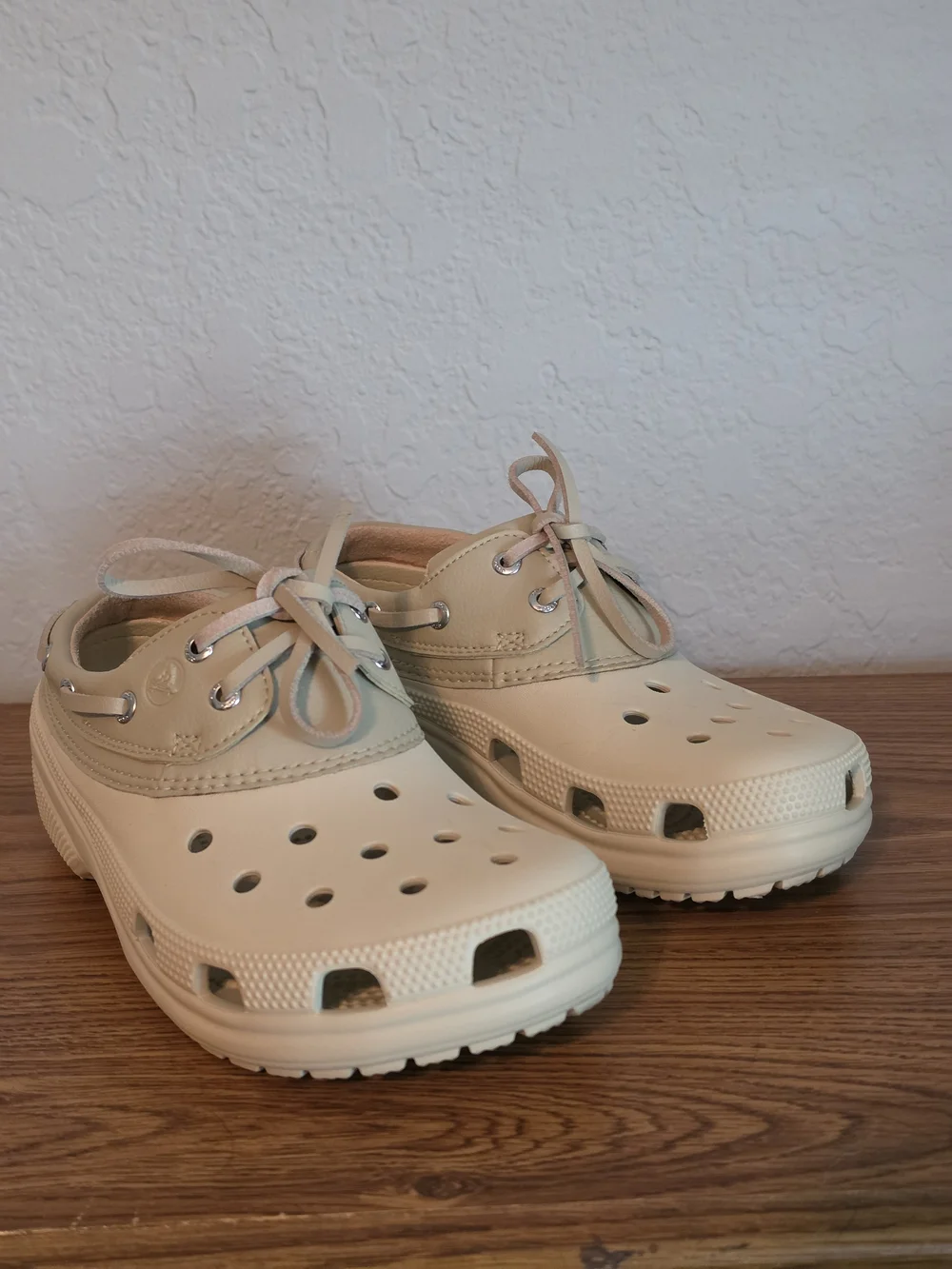 Crocs Classic Boat Shoe - Cream